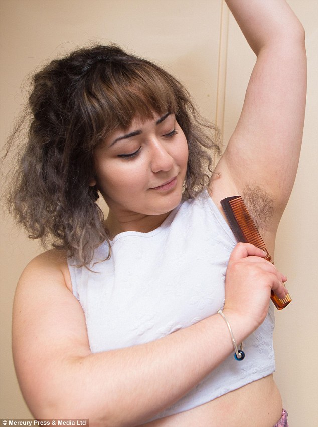 «Быть волосатой — это не страшно»: 19-летняя студентка принципиально не прикасается к бритве