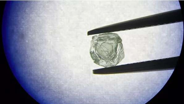 В Якутии обнаружен уникальный алмаз возрастом более 800 млн лет