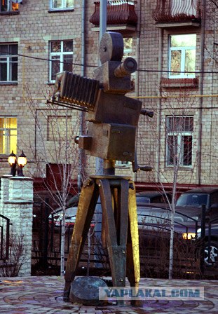 Необычные памятники Москвы (47 фото+текст)
