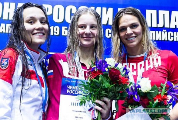 14-летнюю пловчиху затравили после победы над призеркой Олимпиады