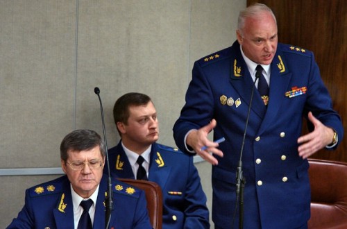 Полицию возмутили фотожабы на главного гаишника Юрия Дёмина