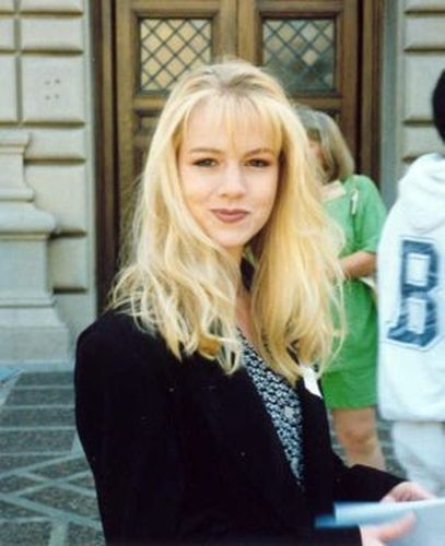 9742158.jpg