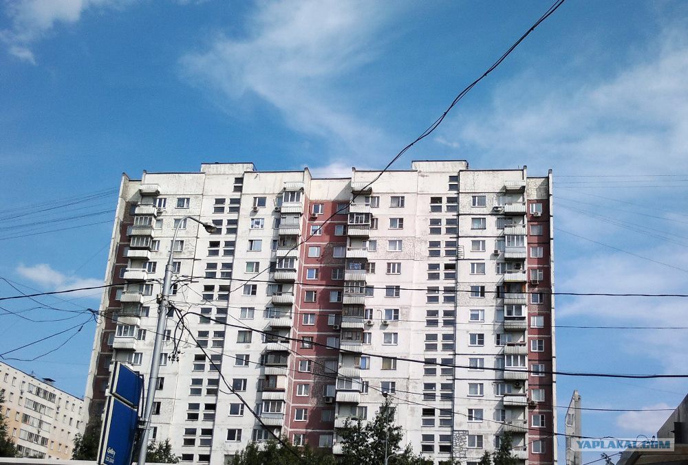 Дом без выхода на балкон.