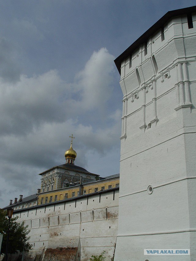 Троице-Сергиева лавра в цвете