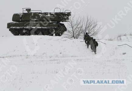 В Донецке захвачена воинская часть А-1402