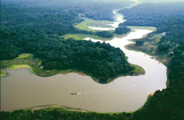 10 самых опасных рек и озер мира