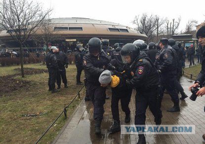 "Надоел": в Петербурге массово "винтили" всех подряд