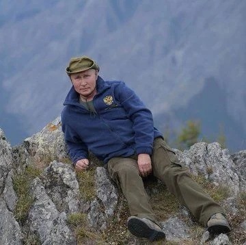 Путин с Шойгу воссоздали кадр из Горбатой горы и другие шутки пользователей