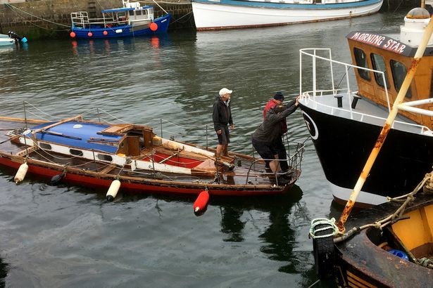 Британец потратил пять лет на реставрацию яхты, которая затонула через пять минут после спуска
