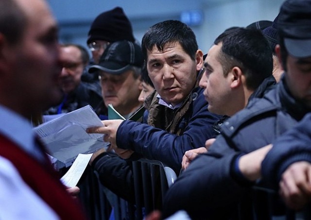 Депутаты Госдумы внесли на рассмотрение новый законопроект о миграционной политике