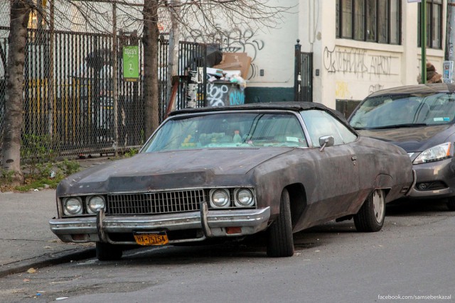 Старые автомобили на улицах Нью-Йорка - 28