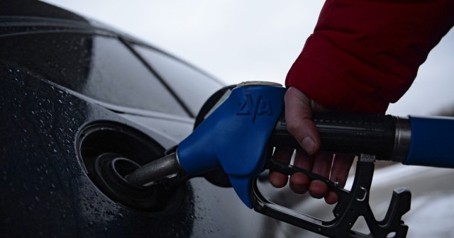 В России с сегодняшнего дня повышаются акцизы на бензин и дизельное топливо