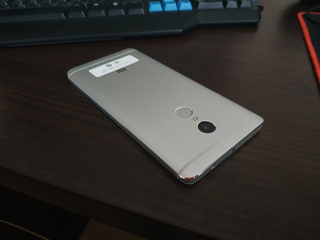 Продам Xiaomi Redmi Note 4 3/64 Gb