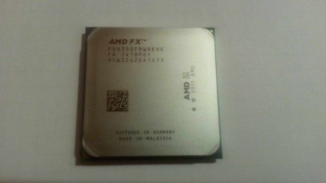Продаю AMD FX 8350 и две планки по 8 Гб.