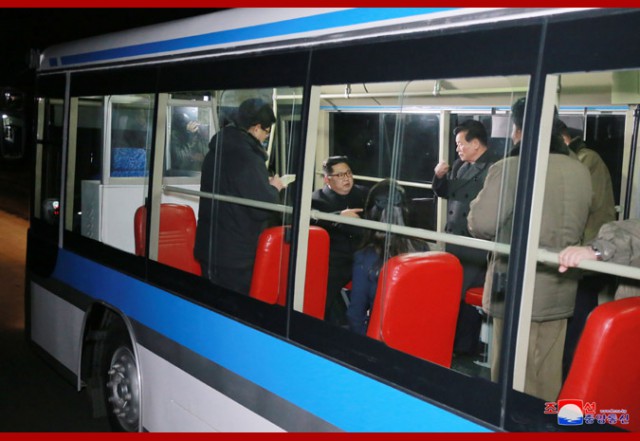 Ким Чен Ын и новенькие троллейбусы