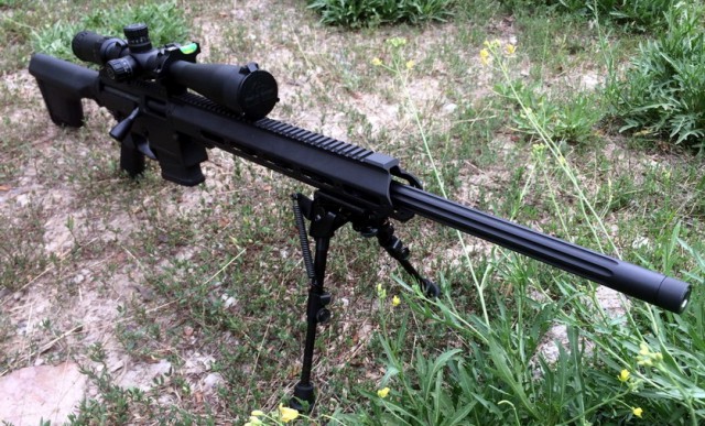 Оружейник Конев представил в США новую модульную  винтовку
