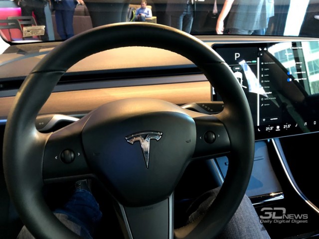 В Москве состоялась презентация «народного» электромобиля Tesla Model 3