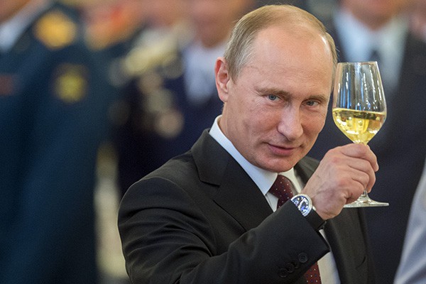 Три совета россиянам от Путина: не жадничать, не копить и не рассчитывать на государство