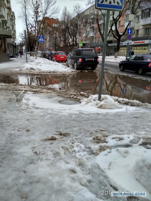 Просто снег, который выпал зимой не в Москве