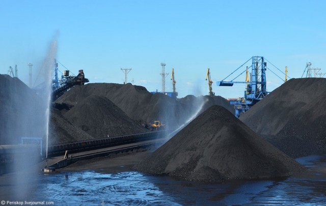 Угольно-чёрное царство в порту Усть-Луга
