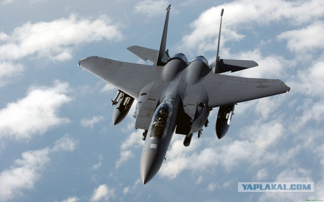 Воздушный бой: F-15E и Су-34