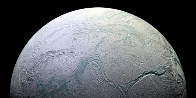 NASA сообщило о возможном наличии жизни на спутнике Сатурна