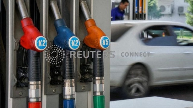 РФ изучает возможность смягчения требований к качеству бензина для избежания дефицита