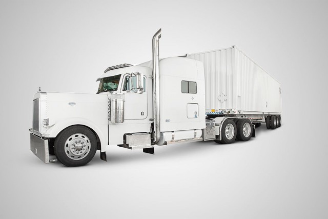 Amazon представила грузовики для физического переезда данных в «облако»