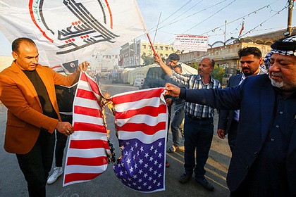 Ирак. Начался штурм посольства США.