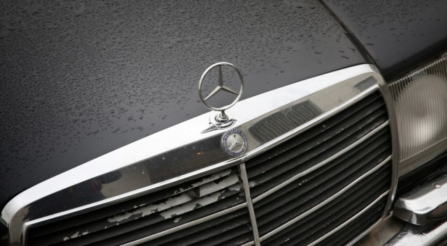 Привет, Олимпийский: опыт владения лимузином Mercedes-Benz V123