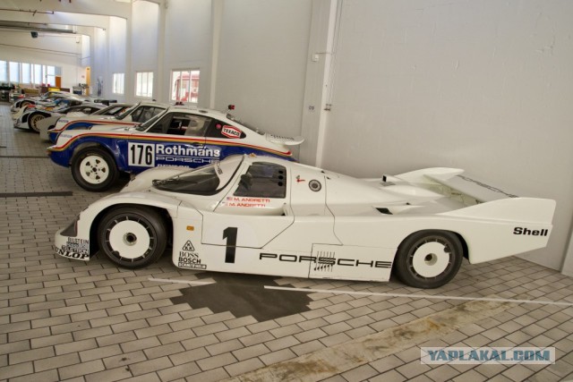 Секретный склад Porsche в Штутгарте