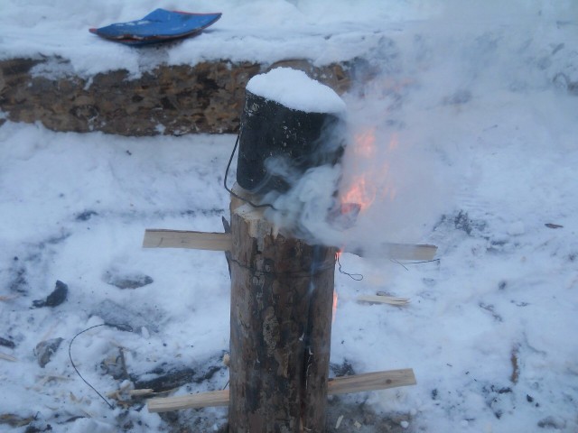 Завариваем чай в зимнем лесу