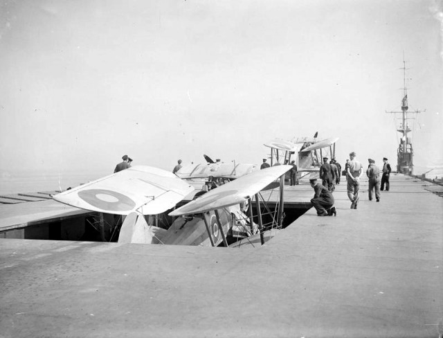 Fairey «Swordfish». И дело даже не в «Бисмарке»