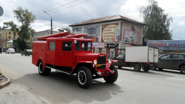 ЗИС-5 - « Захар» или "Трехтонка"