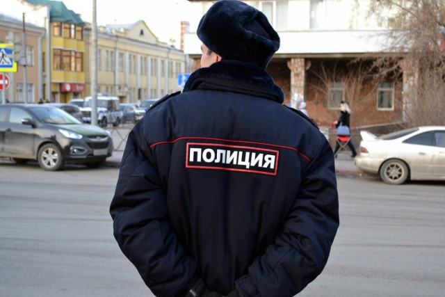 Россиянин пожаловался на полицейское насилие и получил штраф в 100 тысяч рублей