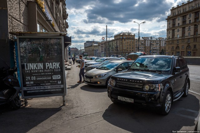 На Садовом кольце запретили парковку