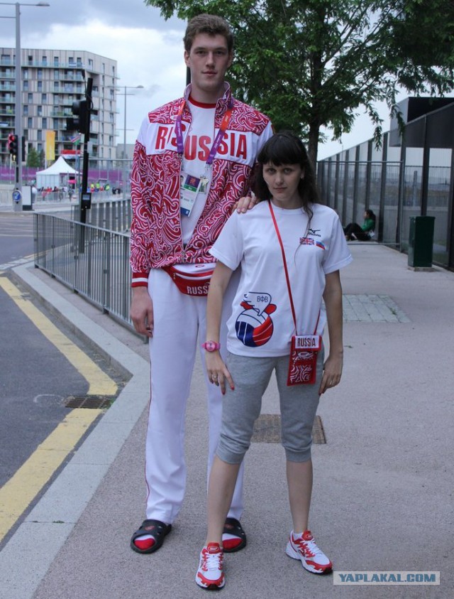 Центровой сборной Сербии и его жена
