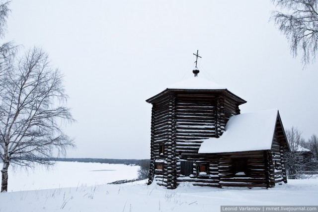 Село Пянтег и деревянная Богоявленская церковь