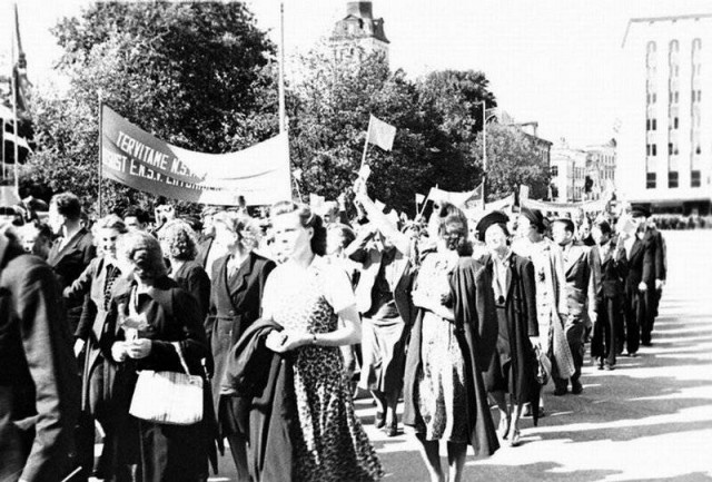 Присоединение Прибалтики к СССР в 1940 году в фотографиях