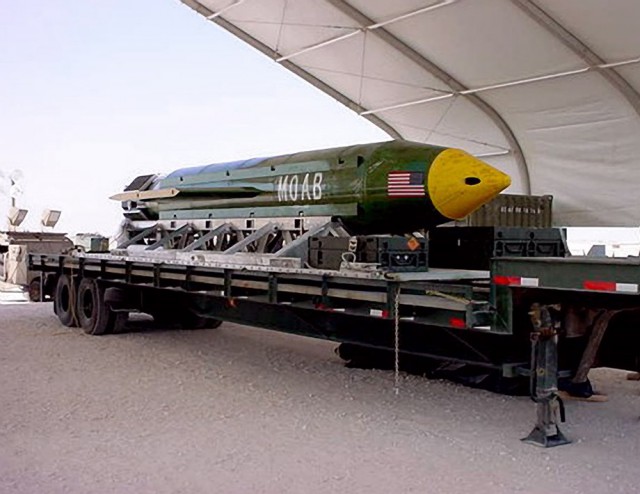 США сбросили на позиции «Исламского государства» в Афганистане «крупнейшую неядерную бомбу», рассказали источники в Пентагоне