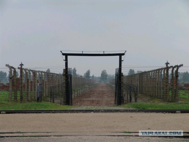 Концентрационный лагерь в Освенцим (Аушвиц 1 и Аушвиц 2)