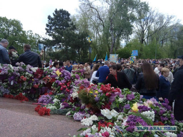 "Бессмертный полк" шагает по Одессе.