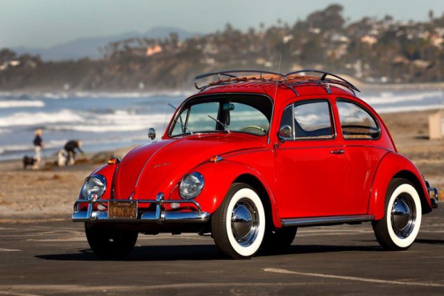 VW бесплатно отреставрировал Beetle с пробегом 560 тысяч километров