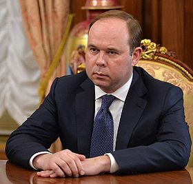 Где-то в параллельной вселенной... Доход главы администрации президента РФ за год составил 255 млн. рублей...