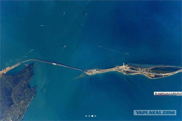 Крымский мост: свежие фото из космоса