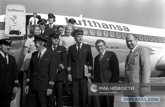 История авиасообщения между СССР и ФРГ (11 фото)