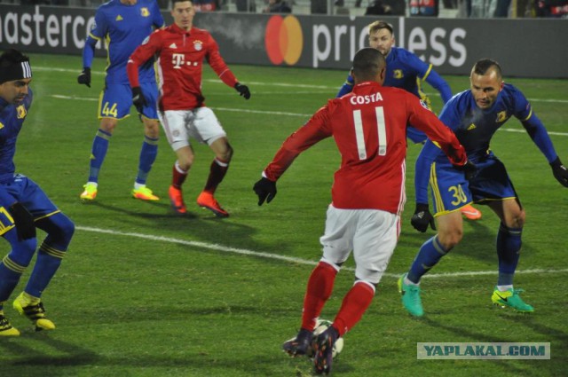 «Ростов» забил три гола «Баварии», одержав первую победу в группе Лиги чемпионов