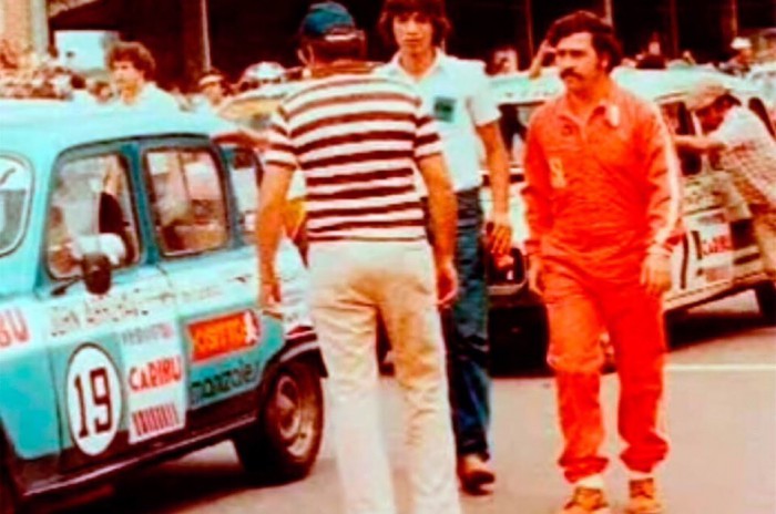 Пабло Эскобар – не только наркоторговец, но еще и гонщик.