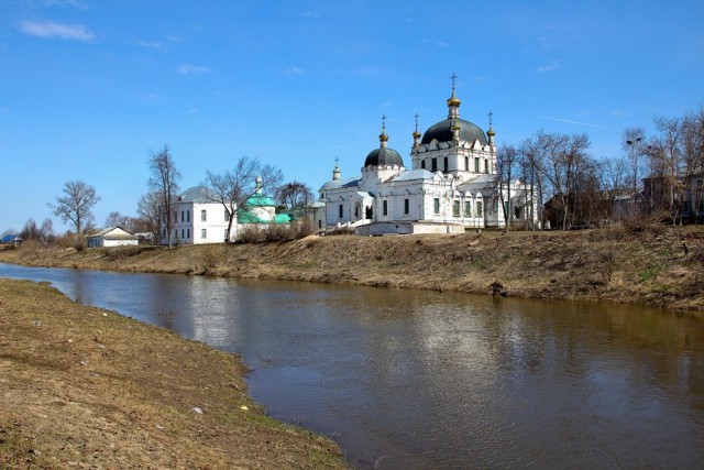 Что происходит с храмами, которые забирает РПЦ