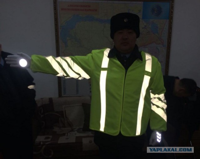 Как выглядит полиция Казахстана после отмены жезлов
